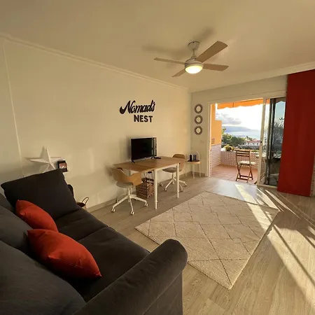 Apartamento Nomad's Nest - Sea View With Pool - Ideal For Vacation & Remote Work *